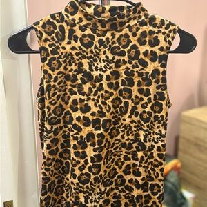 Leopard Print Sleeveless Top